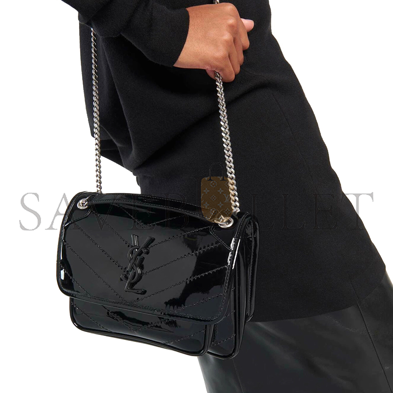 Y*L niki baby in patent leather 633151688954 (22*16.5*12cm)